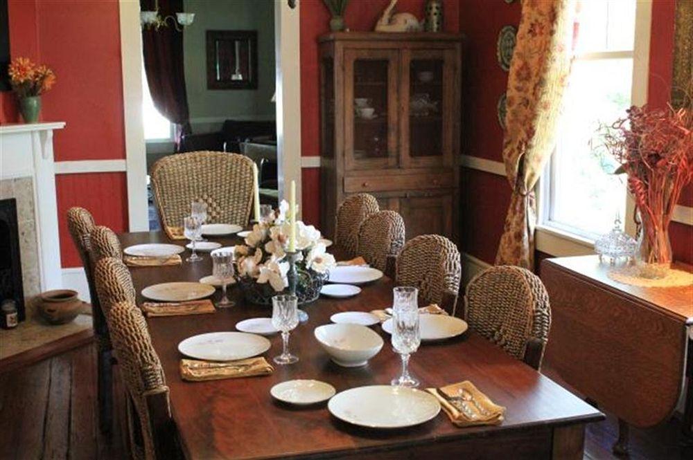 Carroll House Bed & Breakfast Bay St. Louis Exteriör bild