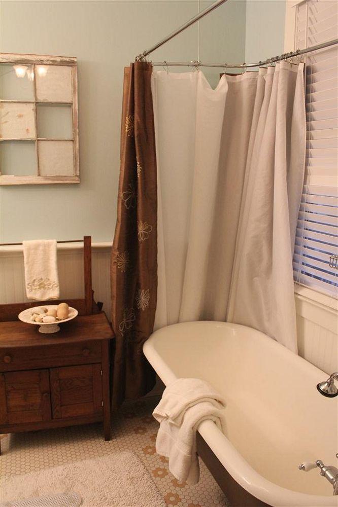 Carroll House Bed & Breakfast Bay St. Louis Exteriör bild