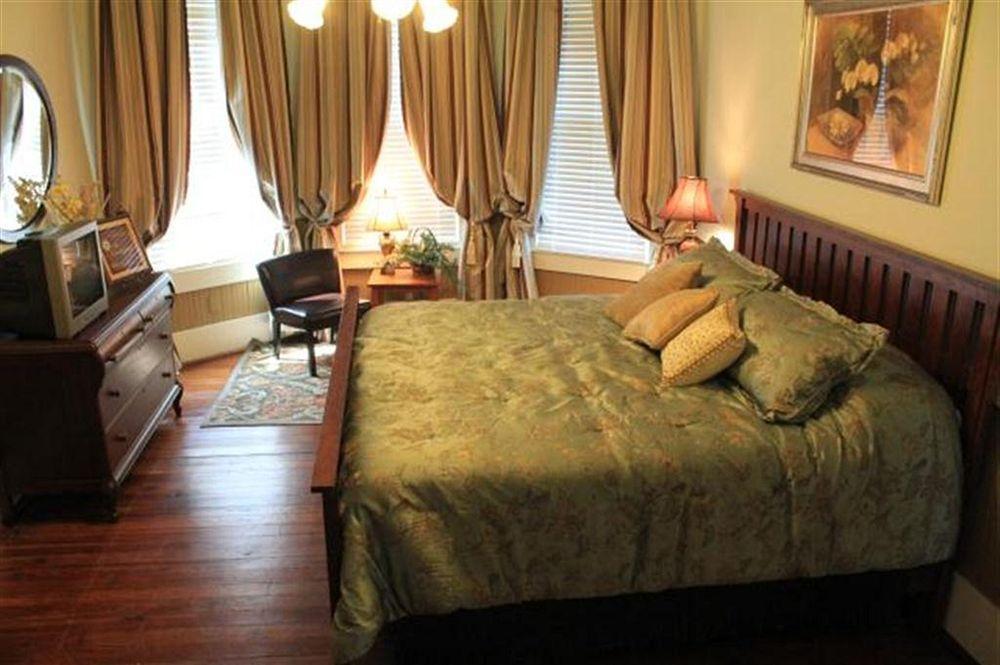 Carroll House Bed & Breakfast Bay St. Louis Exteriör bild